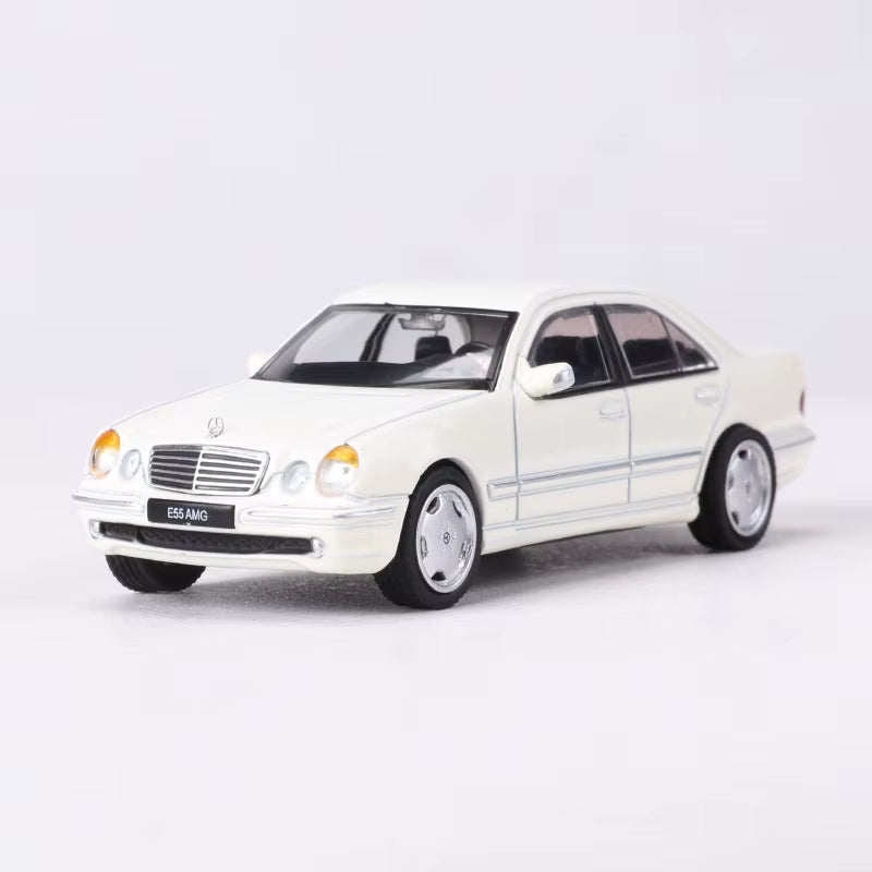 Mercedes-Benz W210 Diecast Model Car – PocketGarage Edition