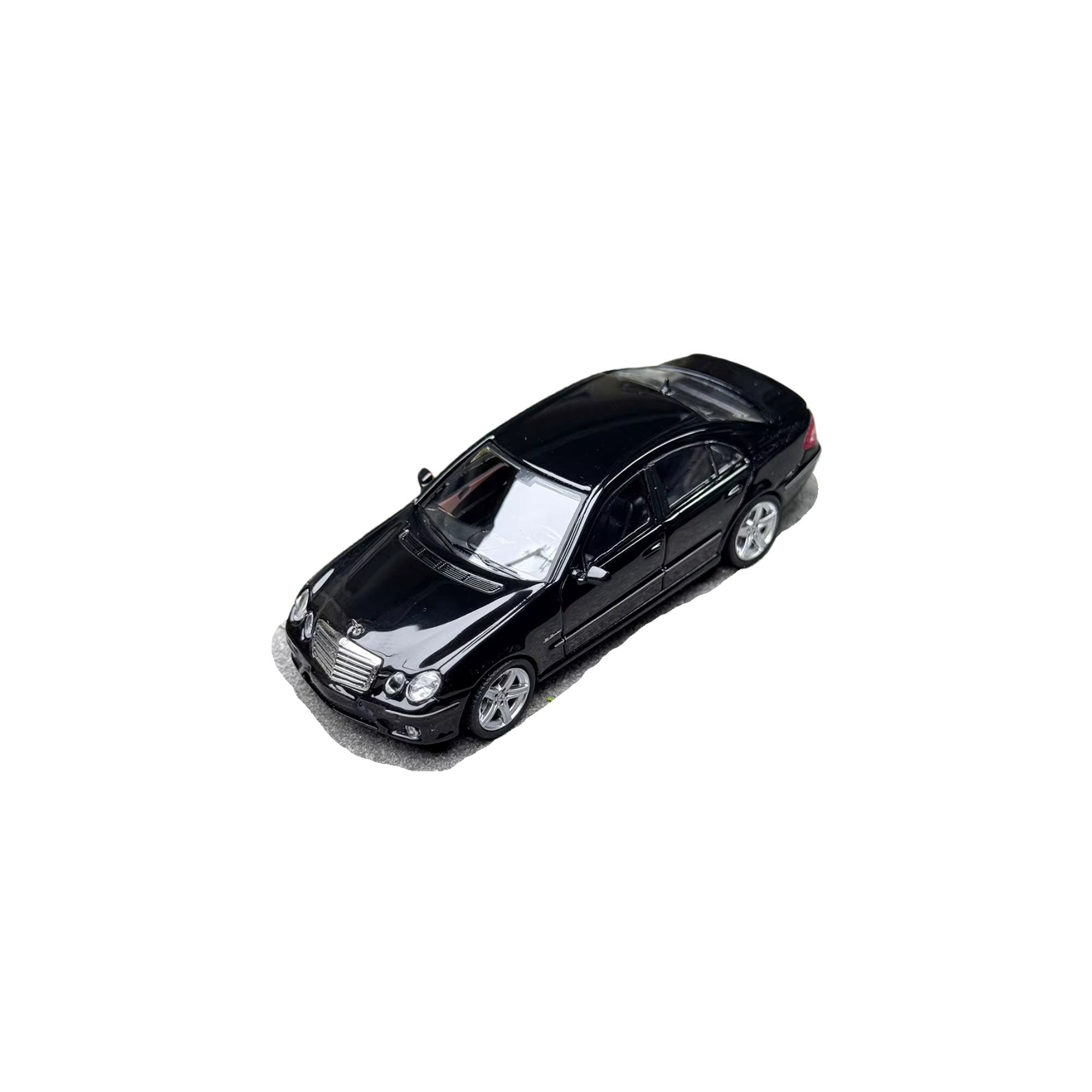 Mercedes-Benz E63 W211 Diecast Model Car – PocketGarage Edition